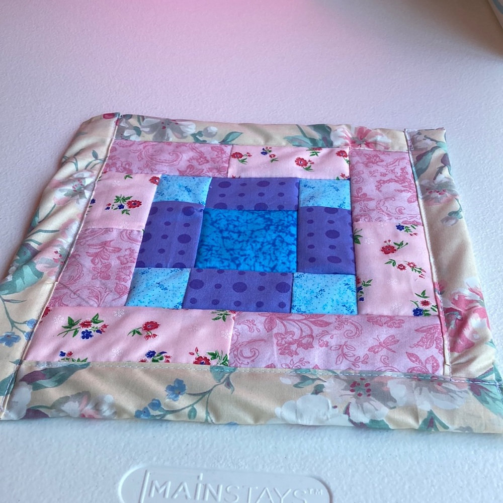 Hand made hot pad